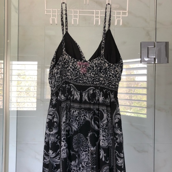 Patterned Maxi Dress - Picture 5 of 6